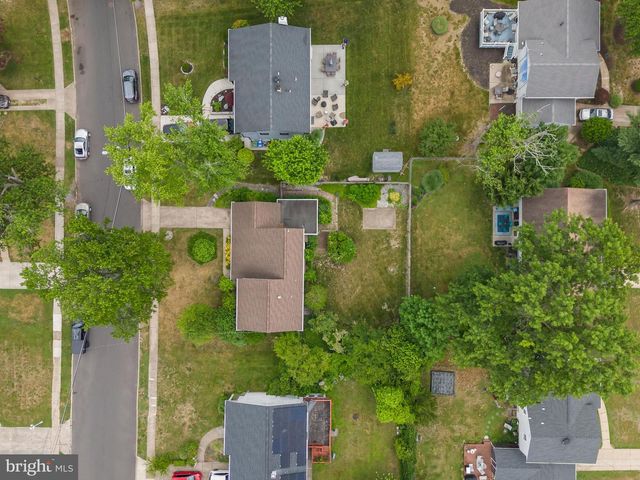 118 CHAUCER PL, Cherry Hill, NJ 08003
