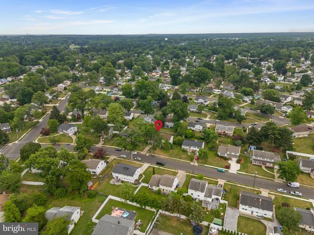 118 CHAUCER PL, Cherry Hill, NJ 08003
