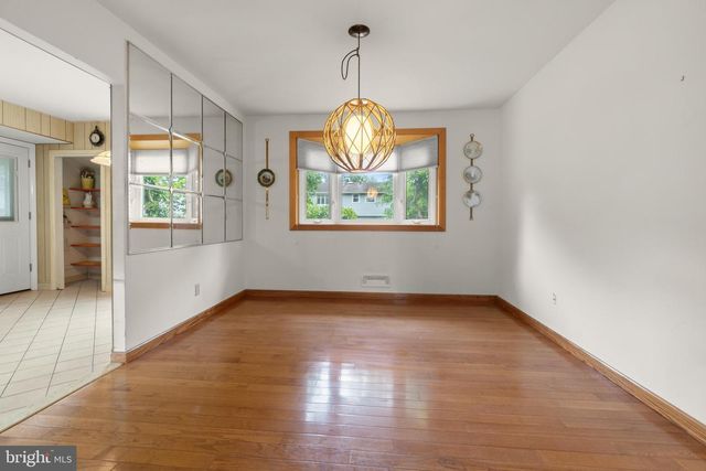 118 CHAUCER PL, Cherry Hill, NJ 08003