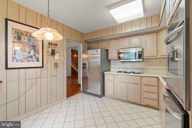 118 CHAUCER PL, Cherry Hill, NJ 08003