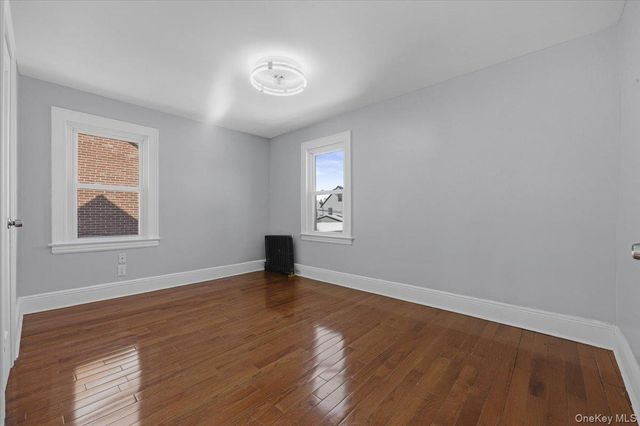 10973 200th Street, Saint Albans, NY 11412