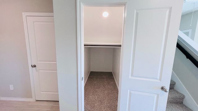 10613 DRIPPING CREEK Lane, Fort Worth, TX 76036