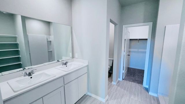 10613 DRIPPING CREEK Lane, Fort Worth, TX 76036