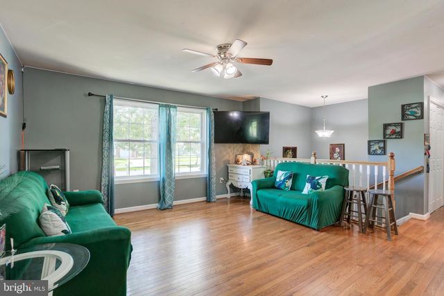 10818 LEAVELLS RD, Fredericksburg, VA 22407