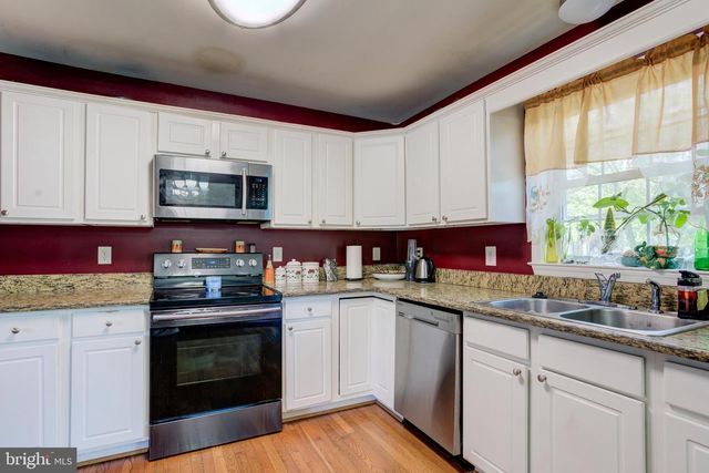 10818 LEAVELLS RD, Fredericksburg, VA 22407