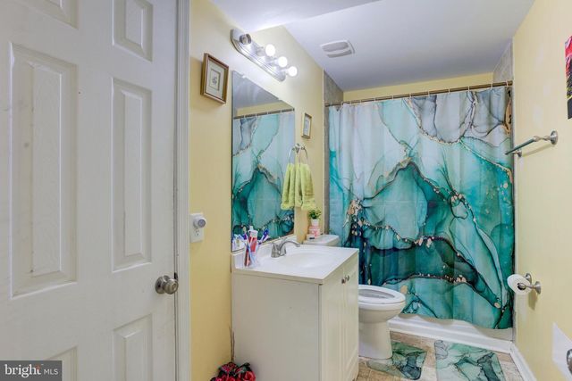 10818 LEAVELLS RD, Fredericksburg, VA 22407