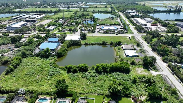 11088 Kelly RD, Fort Myers, FL 33908