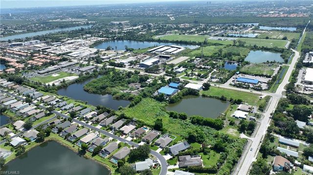 11088 Kelly RD, Fort Myers, FL 33908