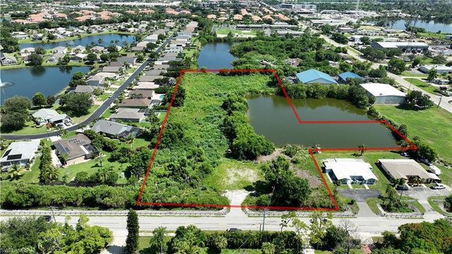 11088 Kelly RD, Fort Myers, FL 33908