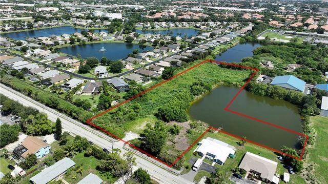11088 Kelly RD, Fort Myers, FL 33908
