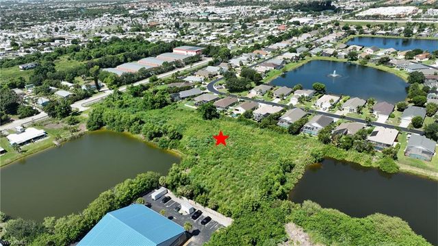 11088 Kelly RD, Fort Myers, FL 33908