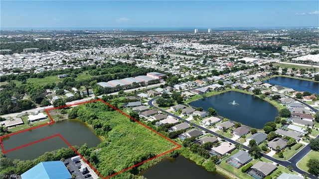 11088 Kelly RD, Fort Myers, FL 33908