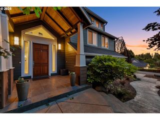11204 Nw 16TH Ave, Vancouver, WA 98685