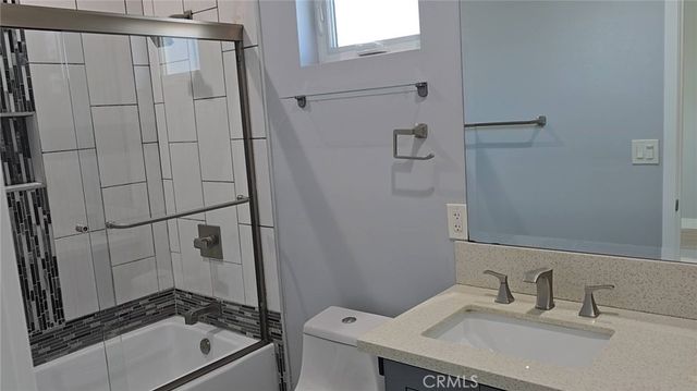 2250 W 14th, Los Angeles, CA 90006