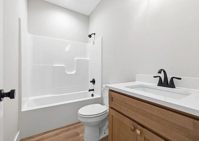 925 Meadow Lane, Harrodsburg, KY 40330