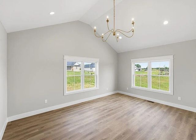 925 Meadow Lane, Harrodsburg, KY 40330