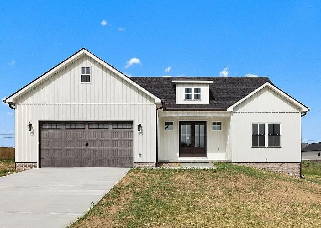 925 Meadow Lane, Harrodsburg, KY 40330
