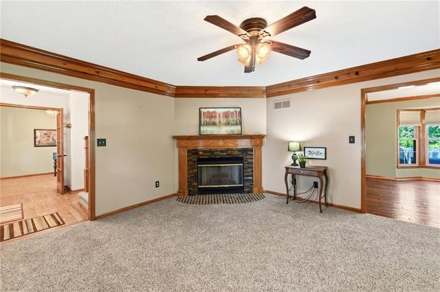 12416 E 58th Terrace, Kansas City, MO 64133