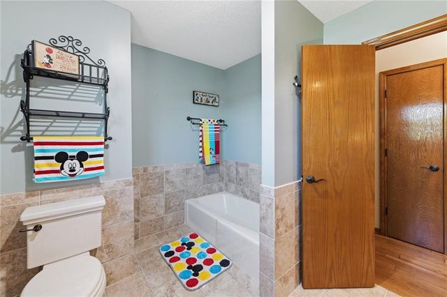 12416 E 58th Terrace, Kansas City, MO 64133