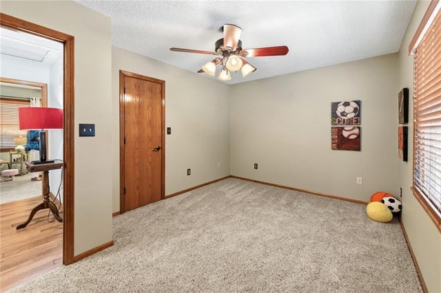 12416 E 58th Terrace, Kansas City, MO 64133