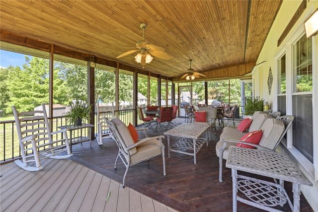 12416 E 58th Terrace, Kansas City, MO 64133