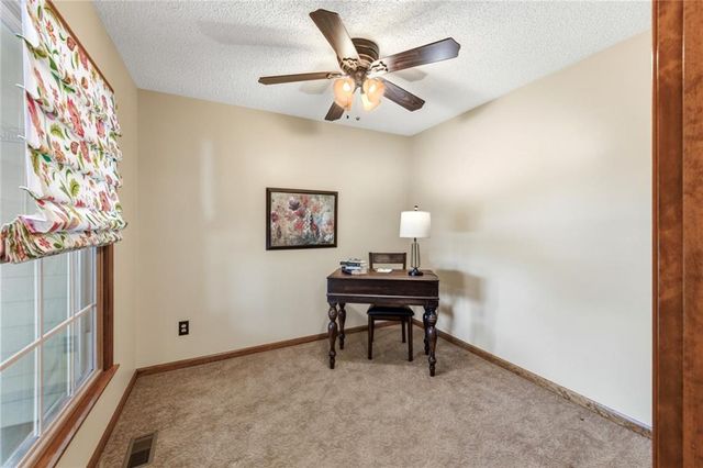 12416 E 58th Terrace, Kansas City, MO 64133