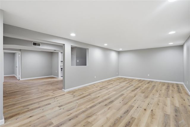 130 29th St Court, Marion, IA 52302