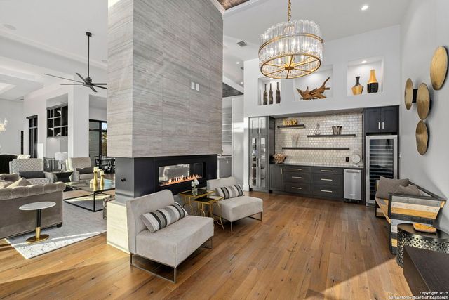 121 Greystone Pt, Boerne, TX 78006