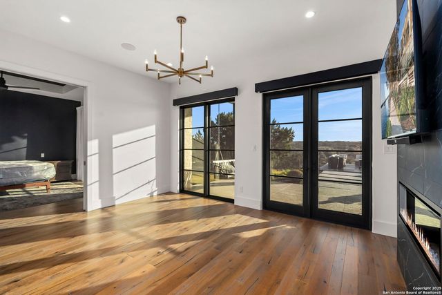 121 Greystone Pt, Boerne, TX 78006