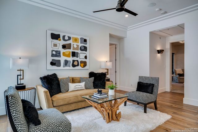 121 Greystone Pt, Boerne, TX 78006