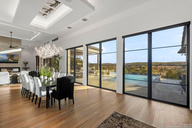 121 Greystone Pt, Boerne, TX 78006