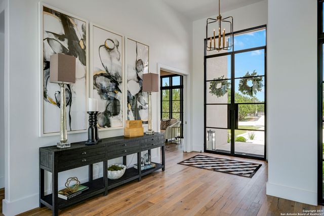 121 Greystone Pt, Boerne, TX 78006