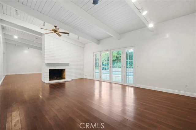 24210 Bessemer, Woodland Hills (los Angeles), CA 91367