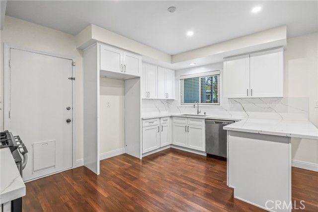 24210 Bessemer, Woodland Hills (los Angeles), CA 91367