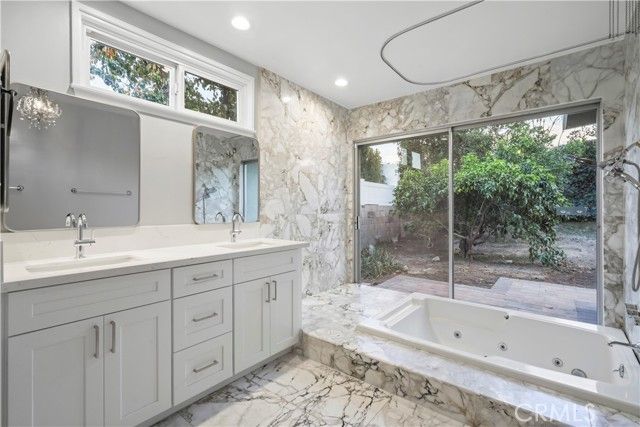 24210 Bessemer, Woodland Hills (los Angeles), CA 91367