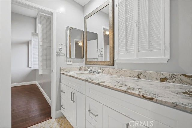 24210 Bessemer, Woodland Hills (los Angeles), CA 91367