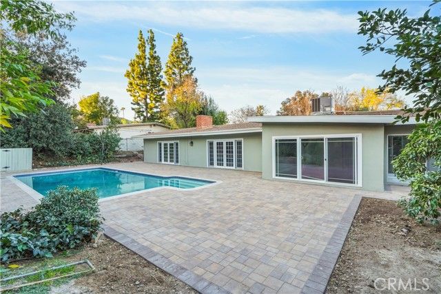 24210 Bessemer, Woodland Hills (los Angeles), CA 91367