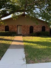 3801 Guthrie Road, Garland, TX 75043