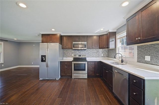 301 Viking ST, Portsmouth, VA 23701