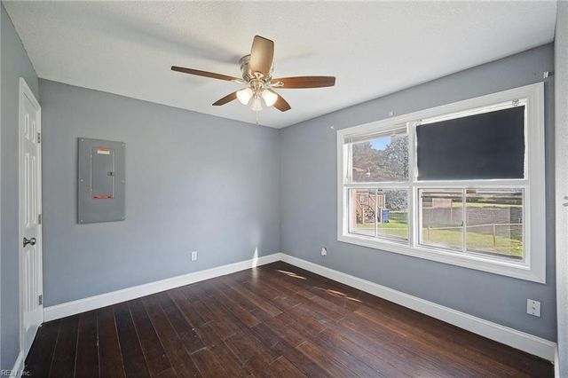 301 Viking ST, Portsmouth, VA 23701