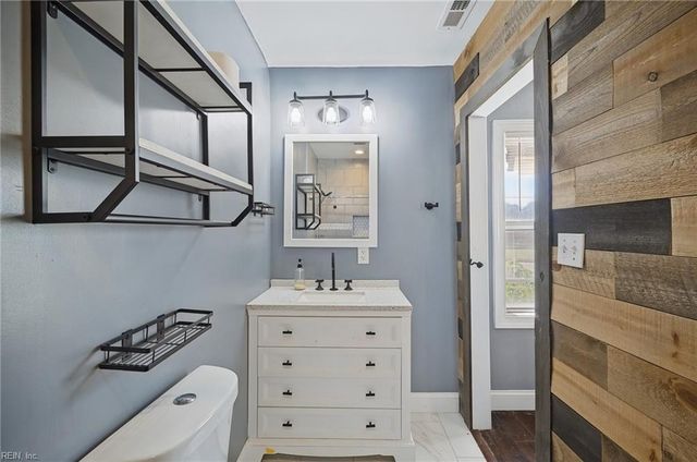 301 Viking ST, Portsmouth, VA 23701
