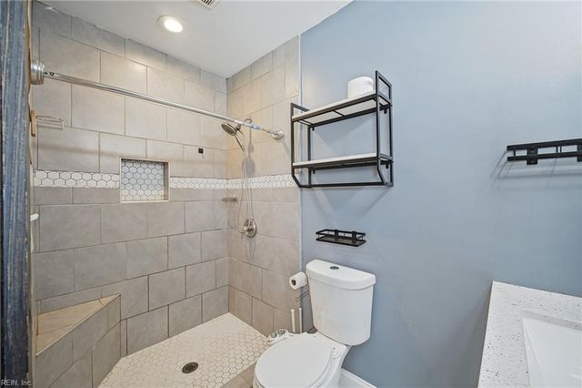 301 Viking ST, Portsmouth, VA 23701