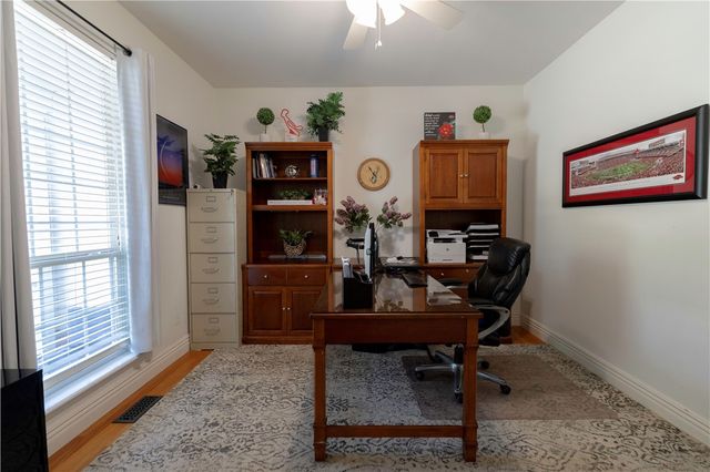 2431 N Toy Drive, Fayetteville, AR 72704
