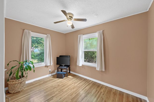 5336 Hiawatha Lane, Minneapolis, MN 55417