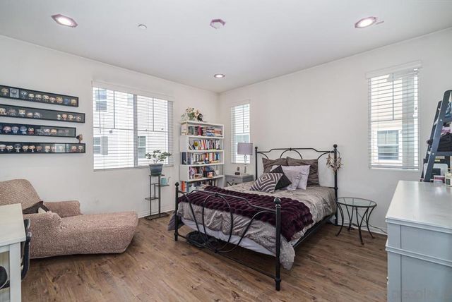 512 Heron Ln, Imperial Beach, CA 91932