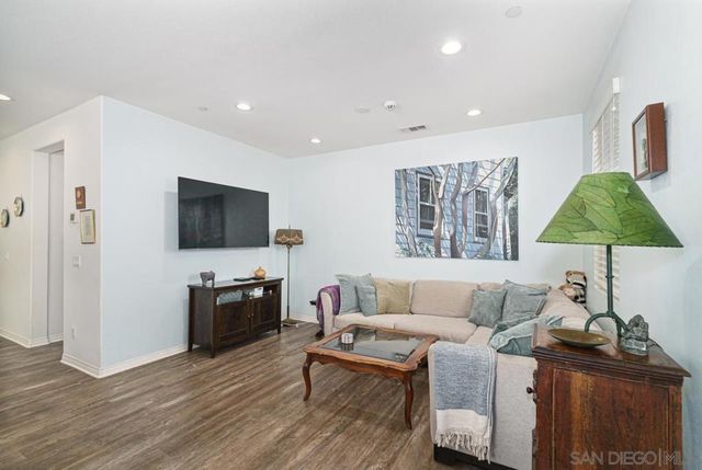 512 Heron Ln, Imperial Beach, CA 91932