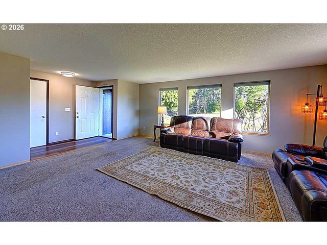 91666 AKERSTEDT Rd, Astoria, OR 97103