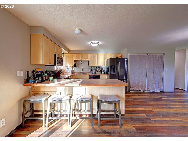 91666 AKERSTEDT Rd, Astoria, OR 97103