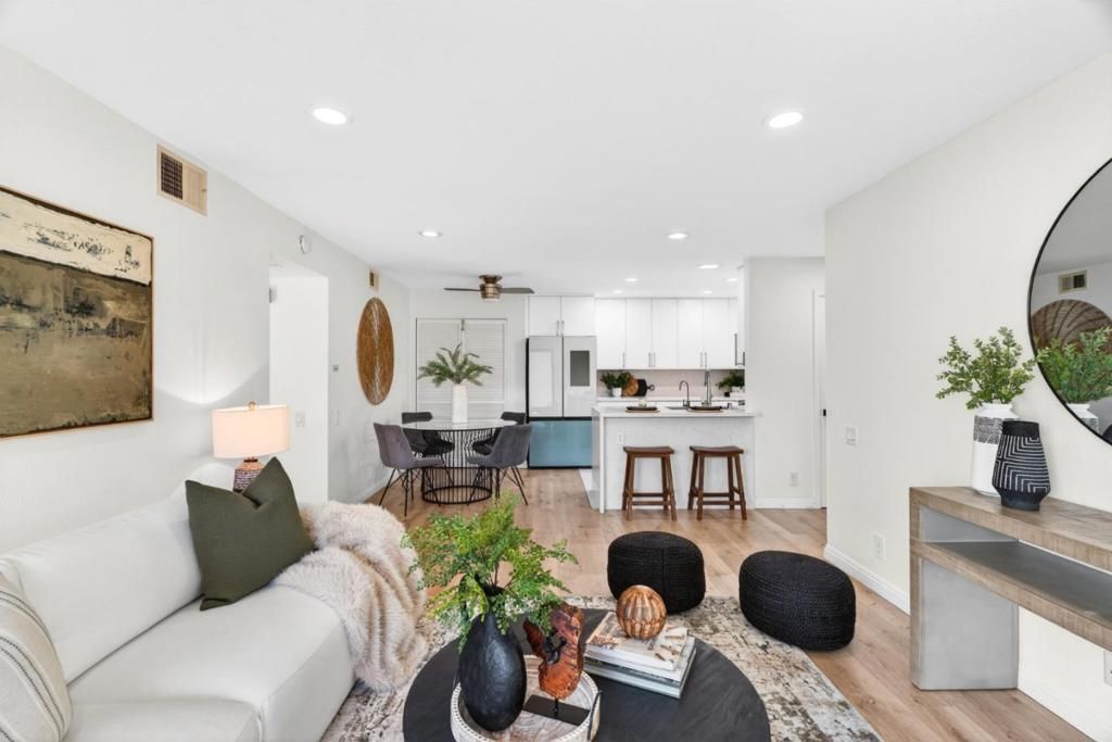 Image 7 of property listing at 286 Hackamore, Fremont, CA 94539