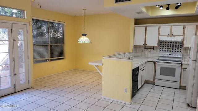 2875 W HIGHLAND Street 1173, Chandler, AZ 85224